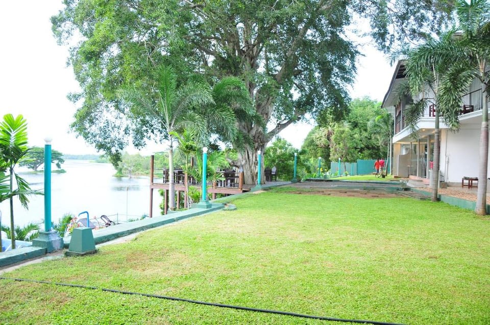 Lakewind Tissa Hotel in Southern Province
