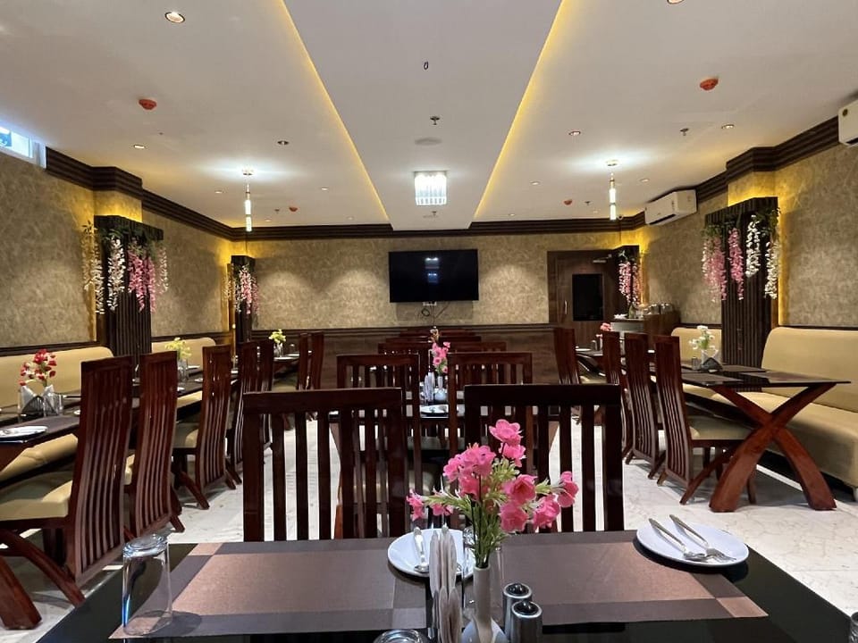 Hotel AMBIKA PALACE PURI Hotel in Puri