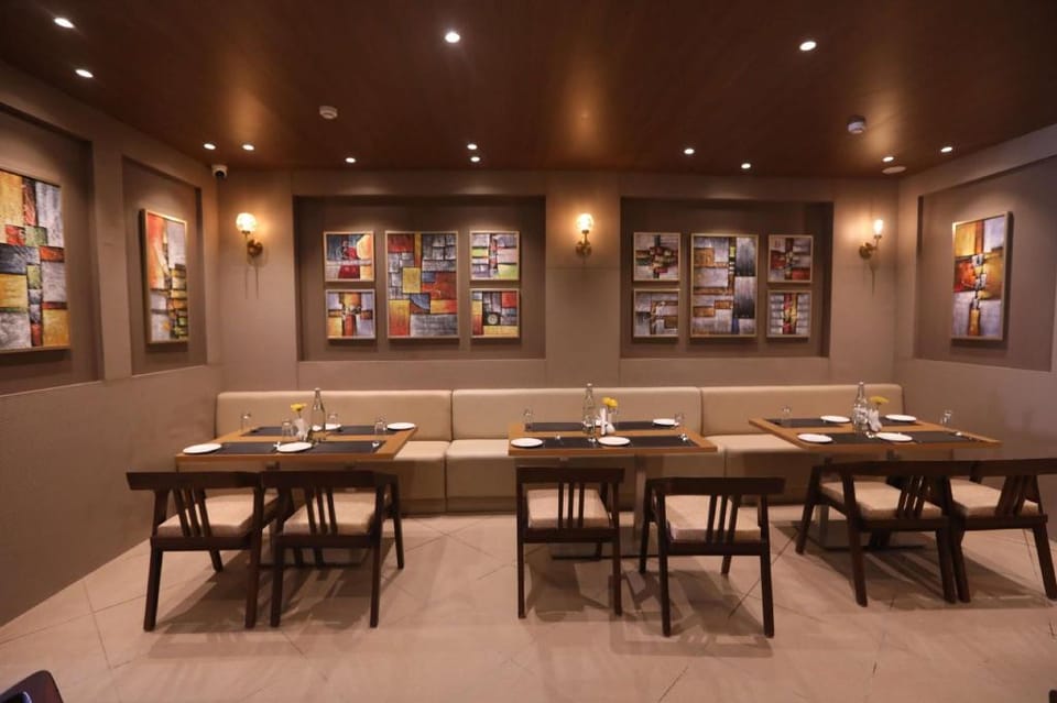 SureStay By Best Western Lucknow Hotel in Lucknow