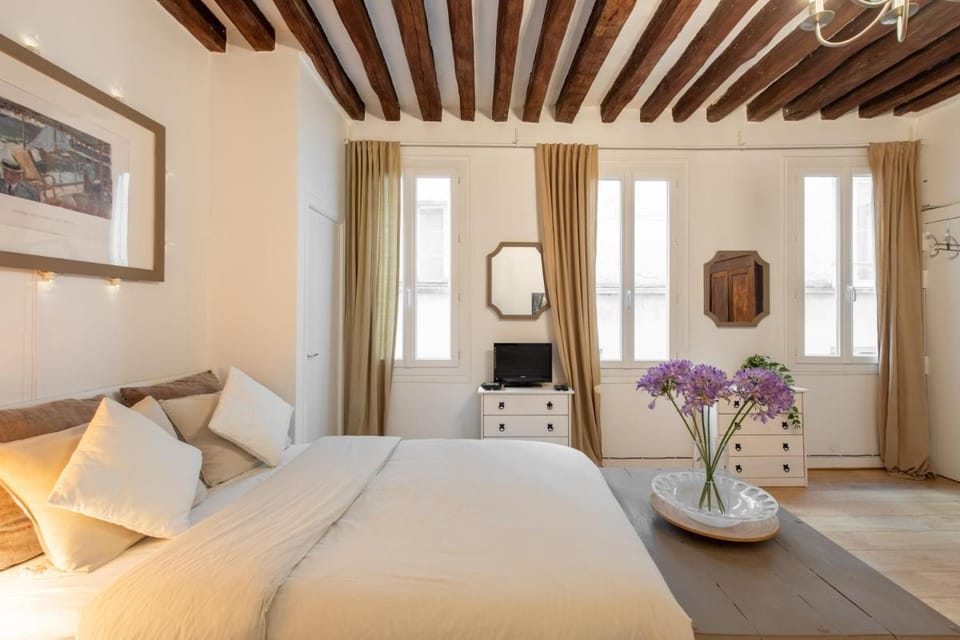 Geranimus Beauregard: Heart of Paris Apartment in Paris