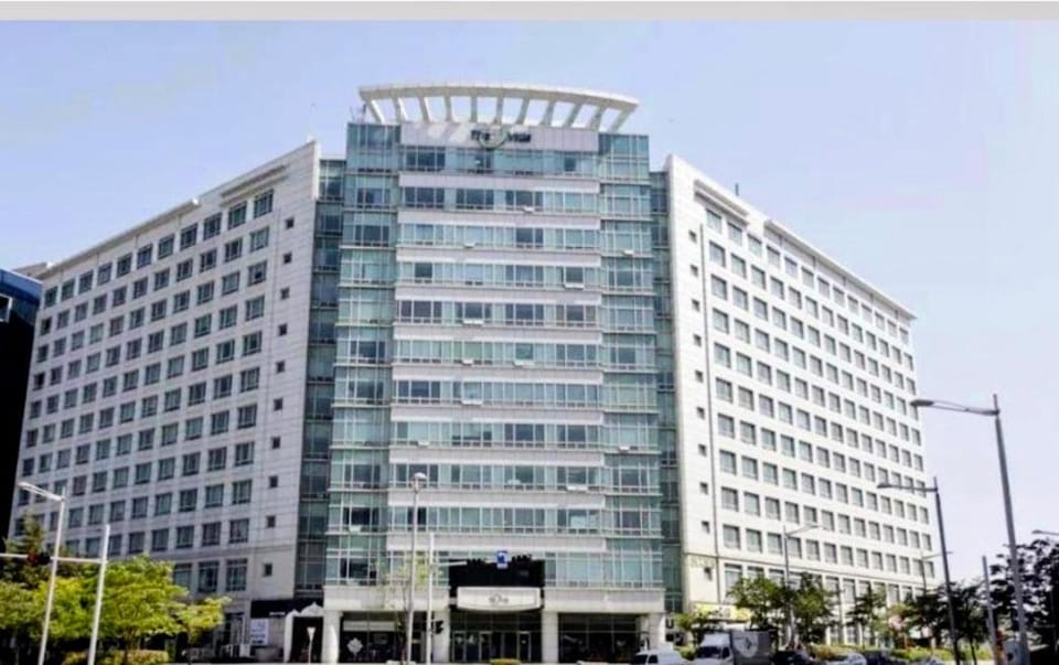 Cozy - Bright Studio Apartment hotel in Gyeonggi-do