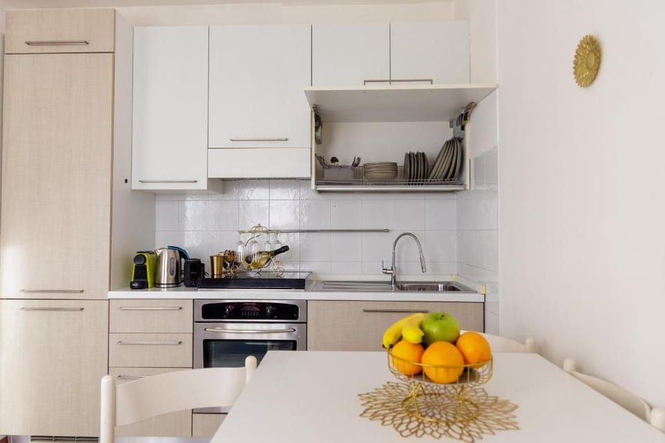Arryanna Apartment Hotel in Verona