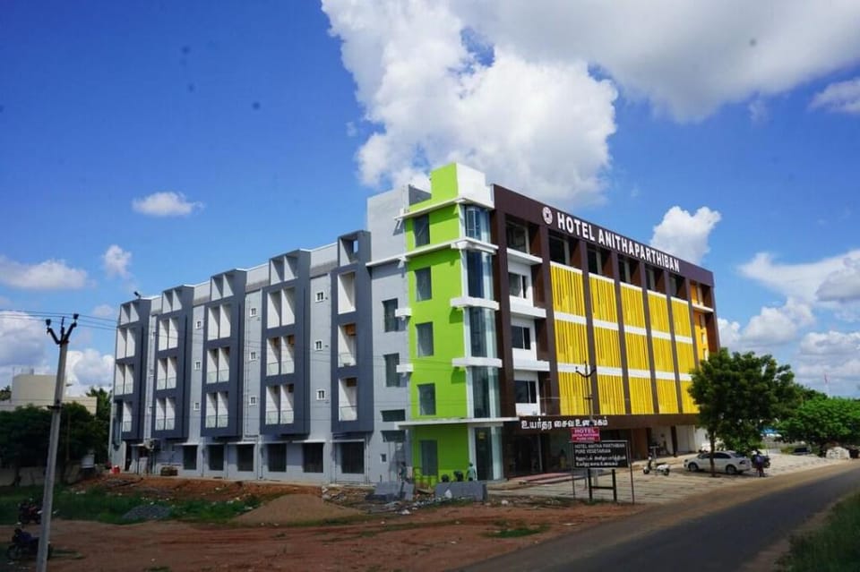 HOTEL ANITHAPARTHIBAN Hotel in Tamil Nadu