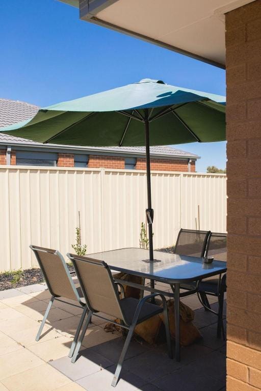 Stunning 3BR Shepparton Home Vacation rental in Shepparton