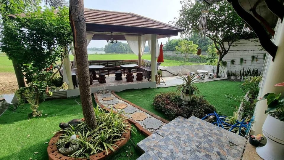 Ayutthaya Teak Home Homestay Vacation rental in Laos