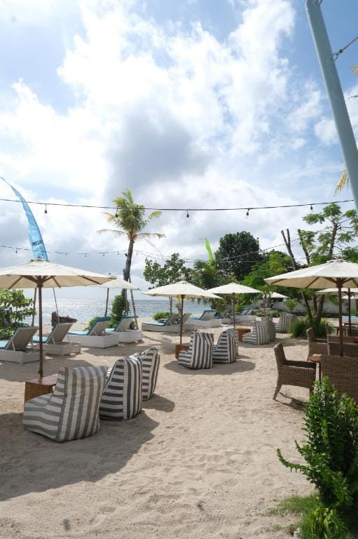 Khamara Beach Resort Bed and Breakfast in Nusapenida