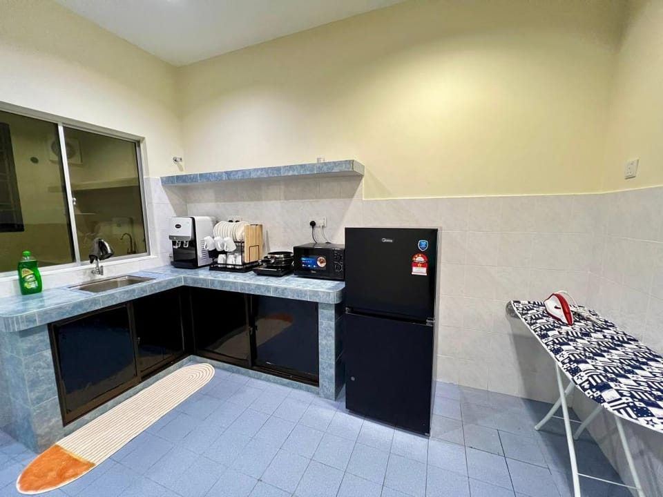 Yolo2 4BR 14PAX NearTC, DinosaurLand, PS4, Netflix Vacation rental in Pahang, Malaysia