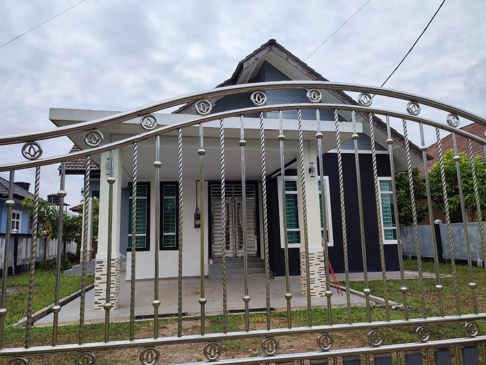 Villa Dr Din Vacation rental in Malaysia