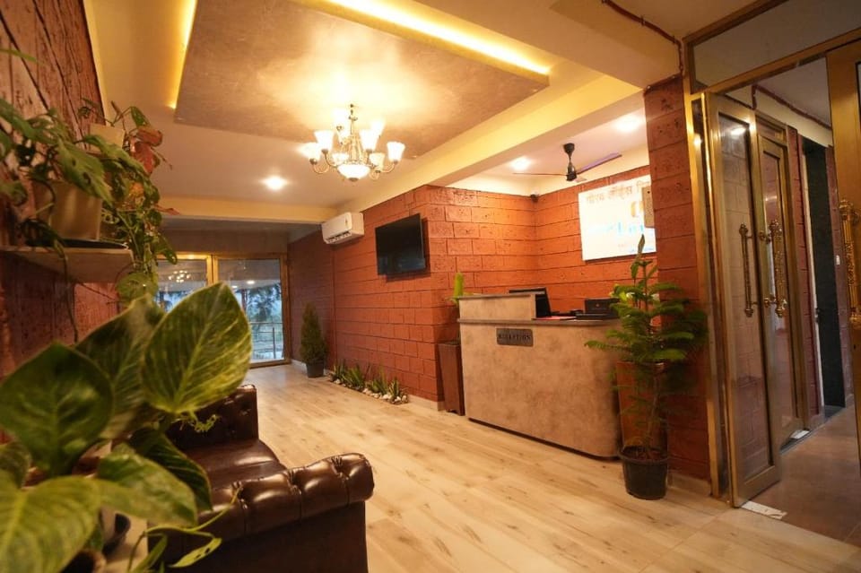 Gaurav Lords Resort Hotel in Maharashtra