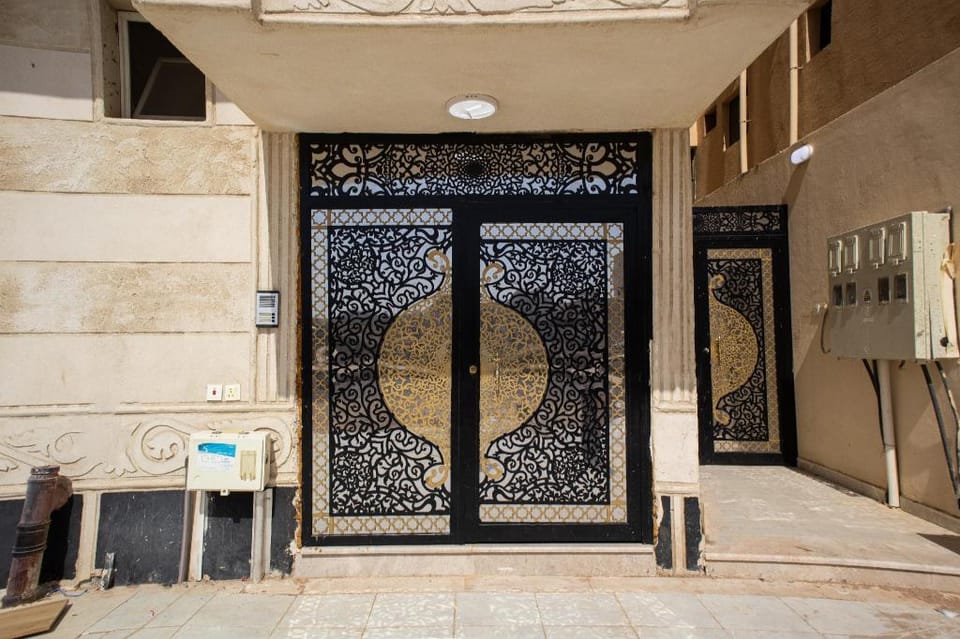 Bright & Spacious Family 4BDR in Mudhainib Apartment in Medina