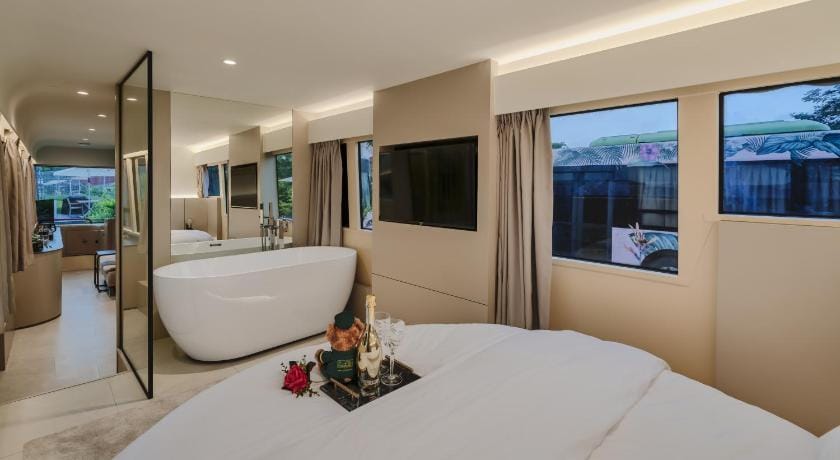 The Bus Collective Hotel in Singapore