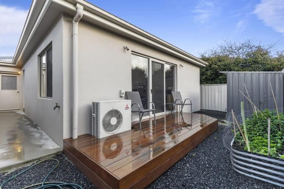 Blissful Ballarat 2BR Holiday Haven Vacation rental in Ballarat