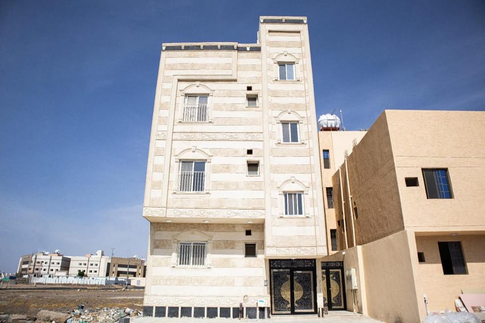 Luxury & Spacious Family 3BDR in Mudhainib Apartment in Medina