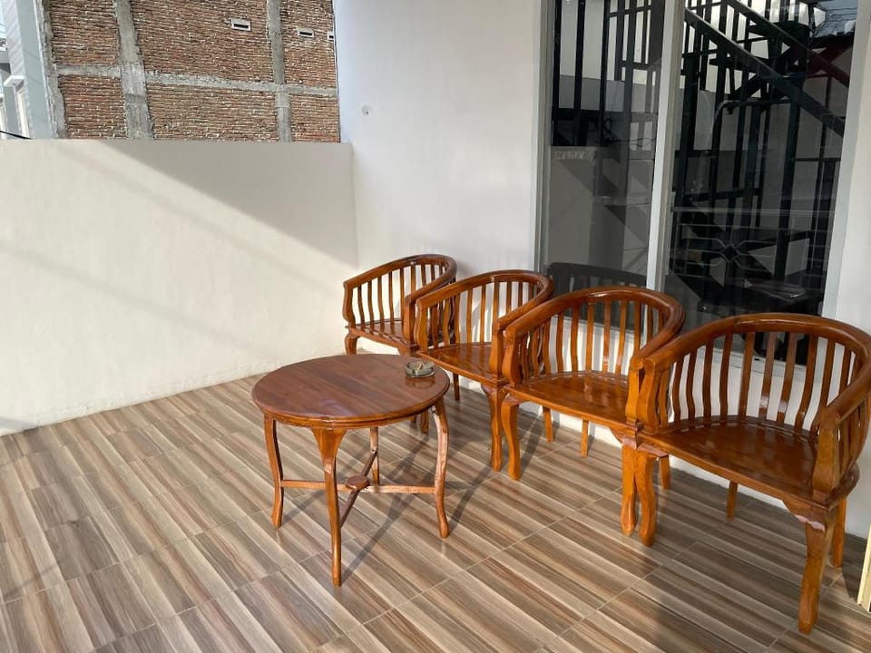 Hotel O Penginapan Musafir Syariah Near Paramount Woman & Childern's Hospital Hotel in Indonesia