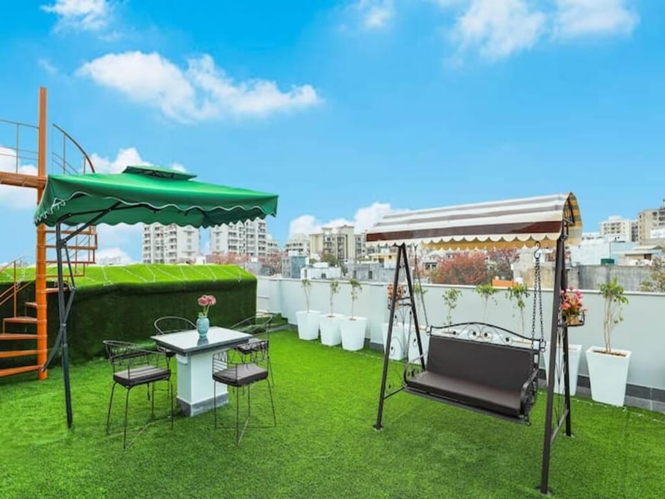 Badshahpur Apartments Apartment in Haryana