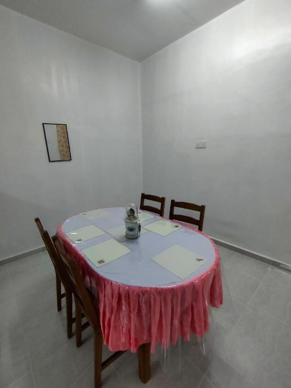 Homestay Usrati No. 17K (For Muslim) Vacation rental in Kedah