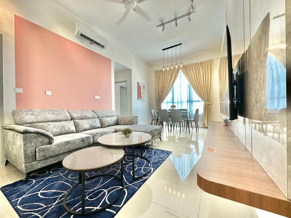 MJHolidayAmber2708{AmazingGetaways} Seaview Apartment in Malacca