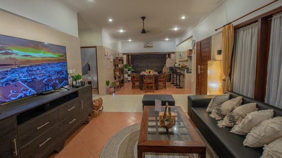 Leluhur 2 Private Pool Villa Villa in North Kuta