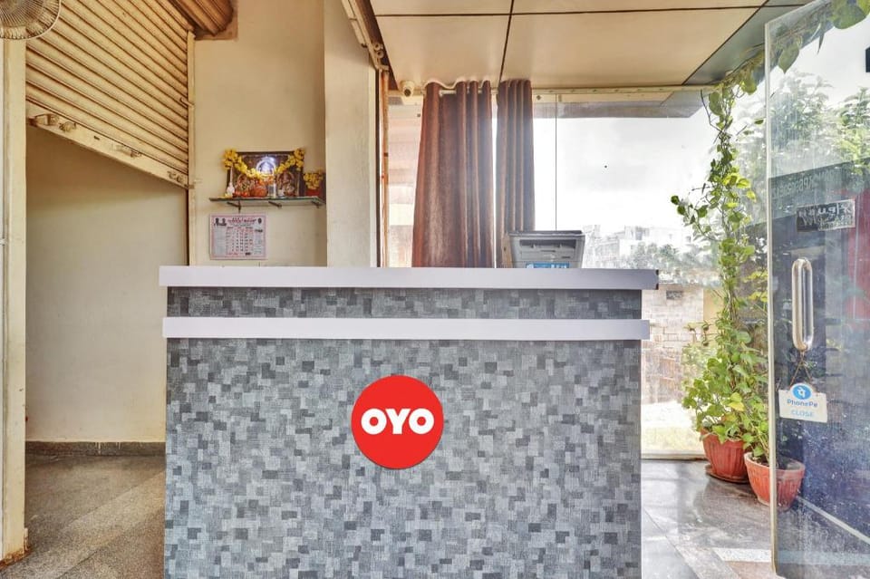 OYO S V ROOMS Hotel in Mysuru