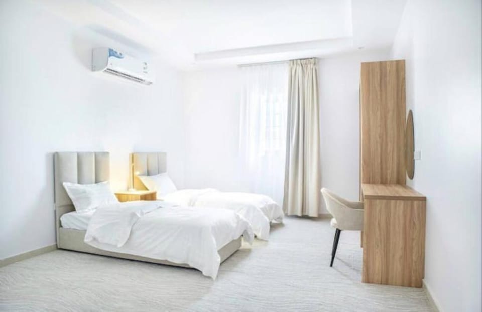 Mudhainib's Finest: Pilgrim's Paradise Apartment Apartment in Medina