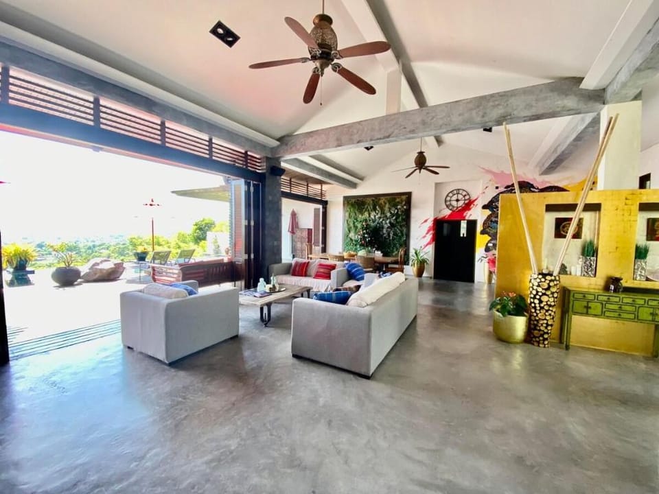 Sunrise Seaview Luxury Pool Villa Villa in Chalong