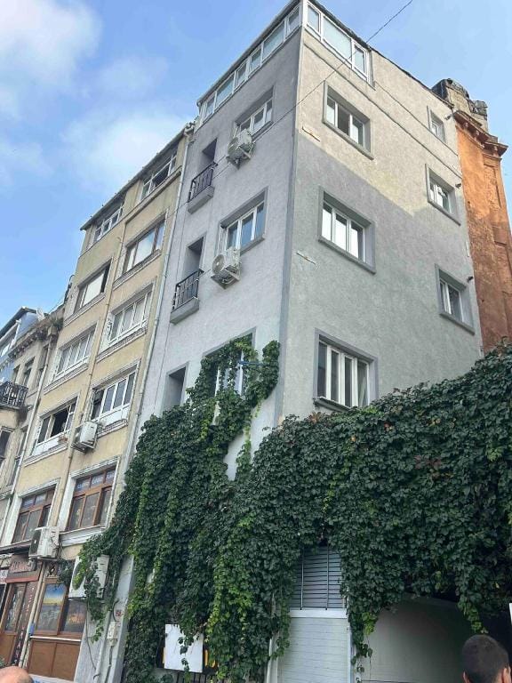 Taksim Buen Suites Floor 1 Apartment in Istanbul