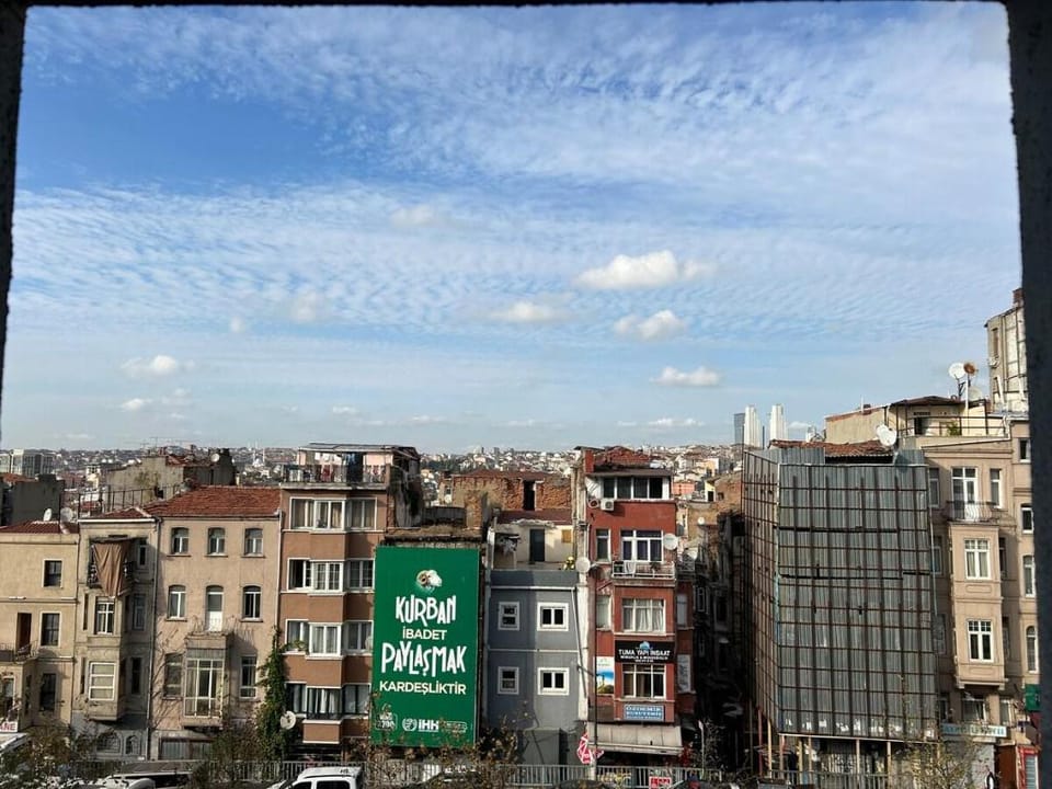 Taksim Buen Suites Floor 1 Apartment in Istanbul