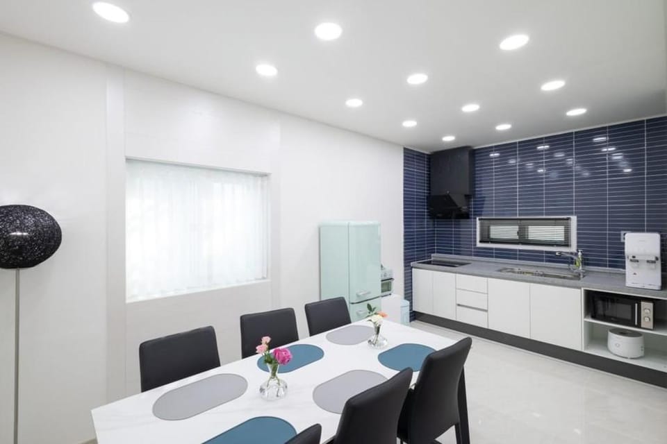 Tongyeong Stay Y Ho Pool Villa Bed and Breakfast in South Korea