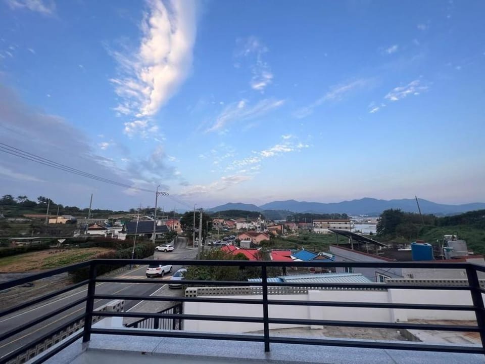 Tongyeong Stay Y Ho Pool Villa Bed and Breakfast in South Korea