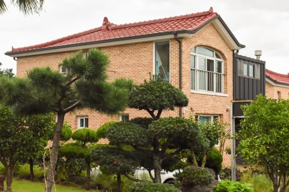 Jeju 8th Bunji Private Pension Bed and Breakfast in South Korea