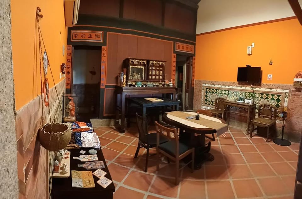 Artistic Nest 鳥藝古厝民宿 Vacation rental in Fujian