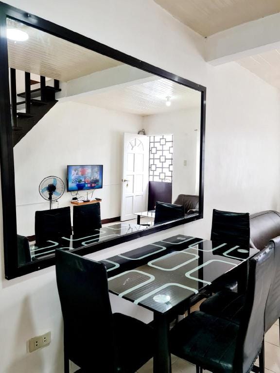 Calapan Transient Molave L47 Vacation rental in Calabarzon