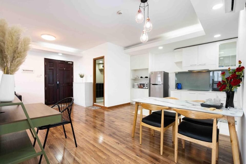 The 1st district 2br apartment/next Bui Vien Vacation rental in Ho Chi Minh City