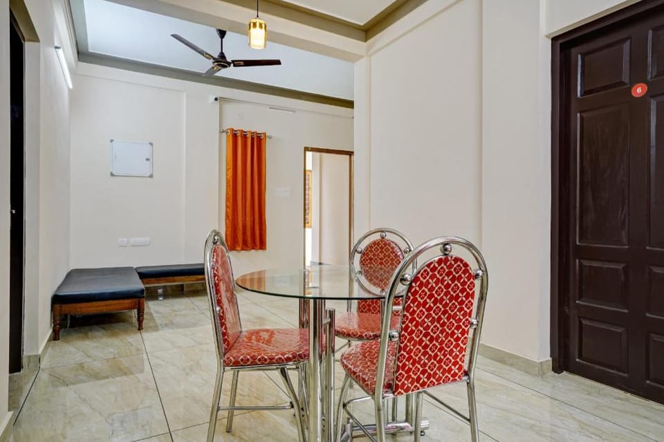 Hotel O Versatile Inn Hotel in Kochi