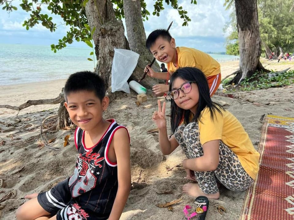 White House BEACH Executive Residence Vacation rental in Tanjung Bungah