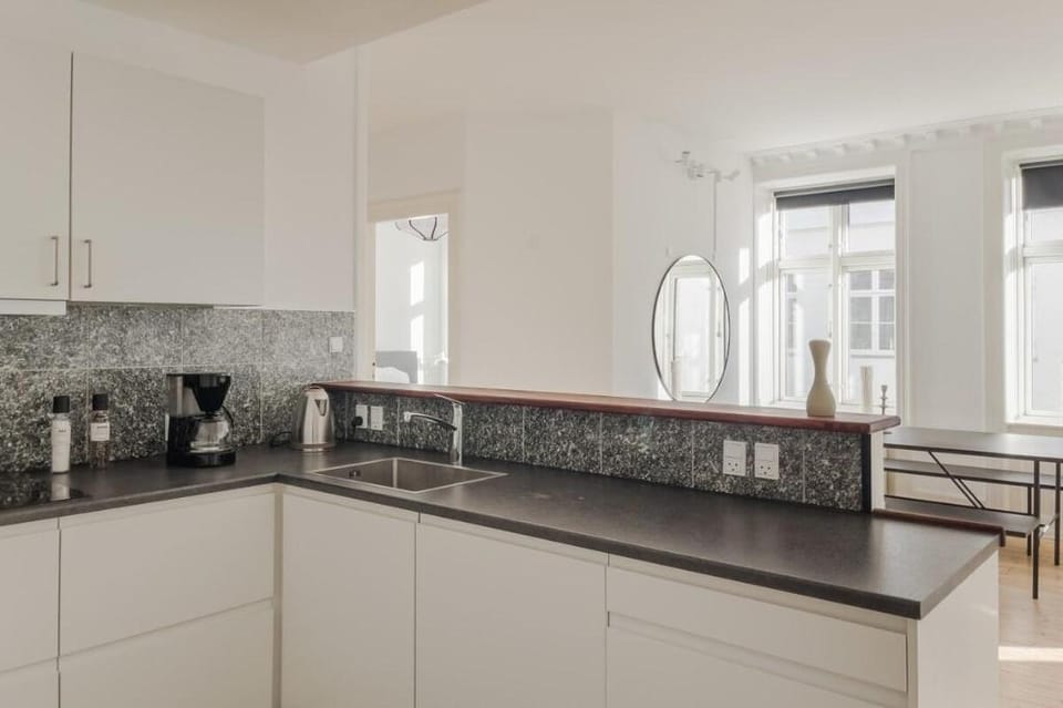 Modern 3BR Flat at Superb Location in CPH City Apartment in Copenhagen