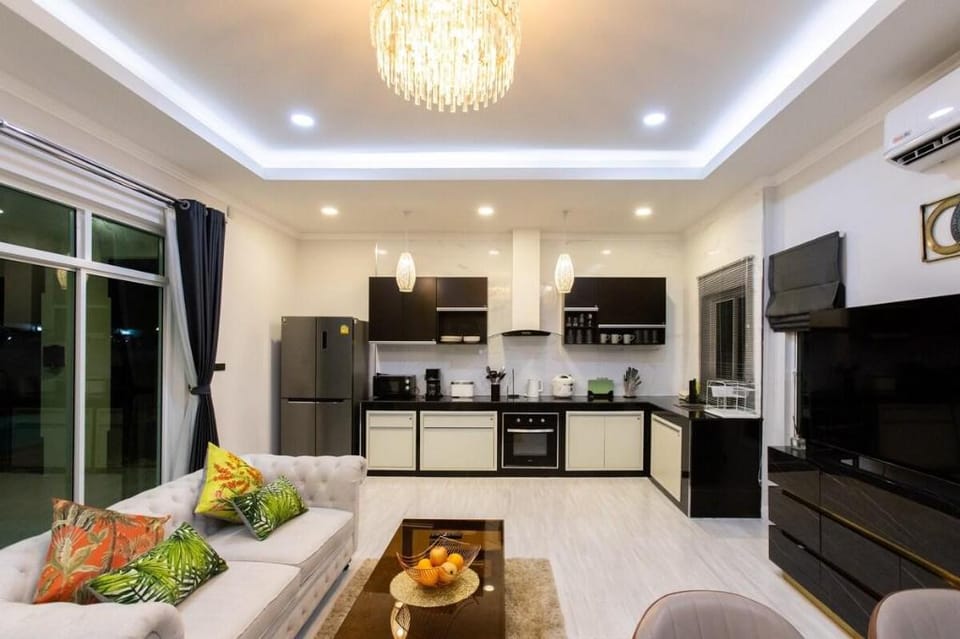 Vorra Villa Huahin Villa in Hua Hin District