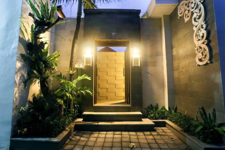 Private 5 Star* Pool Villa 2BR - KuDeTa & LaFavela Villa in Kuta