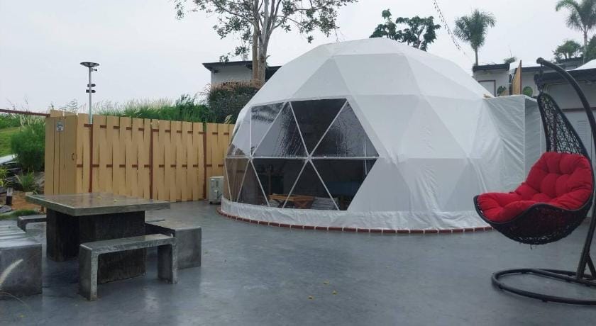 Rai Praiya Kaeng Krachan Luxury tent in Thailand
