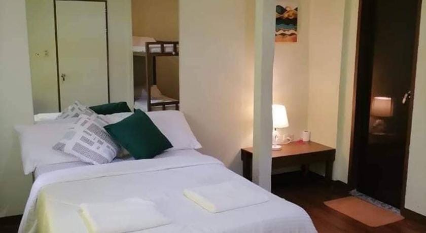 Sanset Villa Hotel in Central Visayas