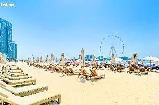 Designer 1BR Apartment | Private Beach-1107 Apartment in Dubai