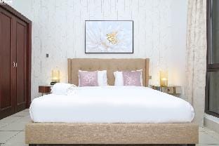 Lux 2B in Oldtown | Downtown-307 Apartment in Dubai