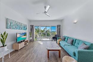 2BR Whitsundays Oasis w/ Ocean Views Vacation rental in Airlie Beach