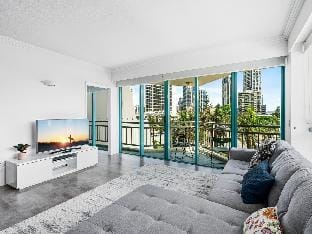 2BR Coastal Paradise Vacation rental in Surfers Paradise Boulevard