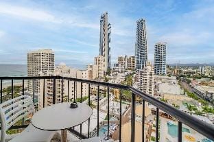 Surfers Paradise Stunner Studio Vacation rental in Surfers Paradise Boulevard