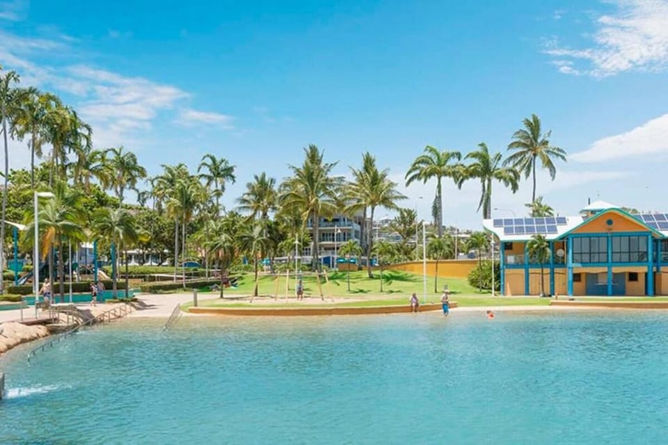 The Strand - 2BR Boutique Unit Across From Beach Vacation rental in Townsville