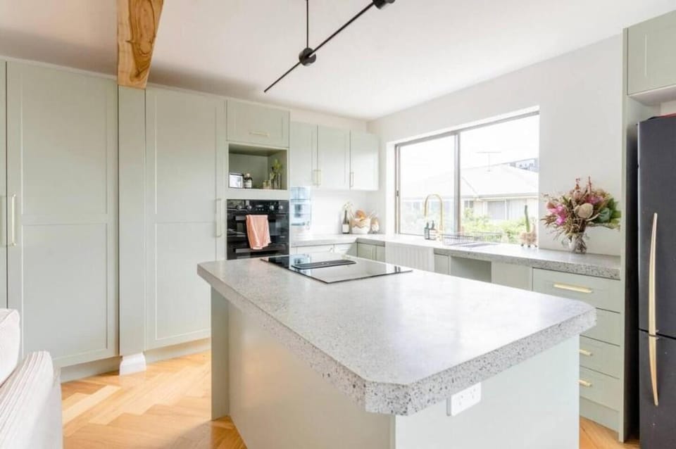 Funky 2BR Chermside Escape Apartment in Brisbane