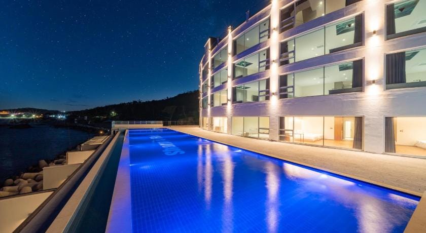 Sharp & Flat Hotel Hotel in South Korea