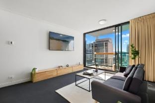 Brisbane CBD 1BR Apartment - City Views Vacation rental in Kangaroo Point