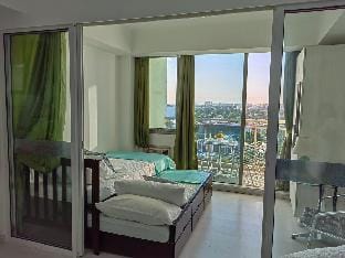 Comfy&Furnished 2br Azure Resort Apartment in Paranaque